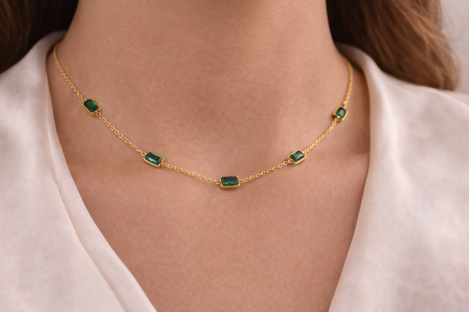 Emerald Stone Necklace
